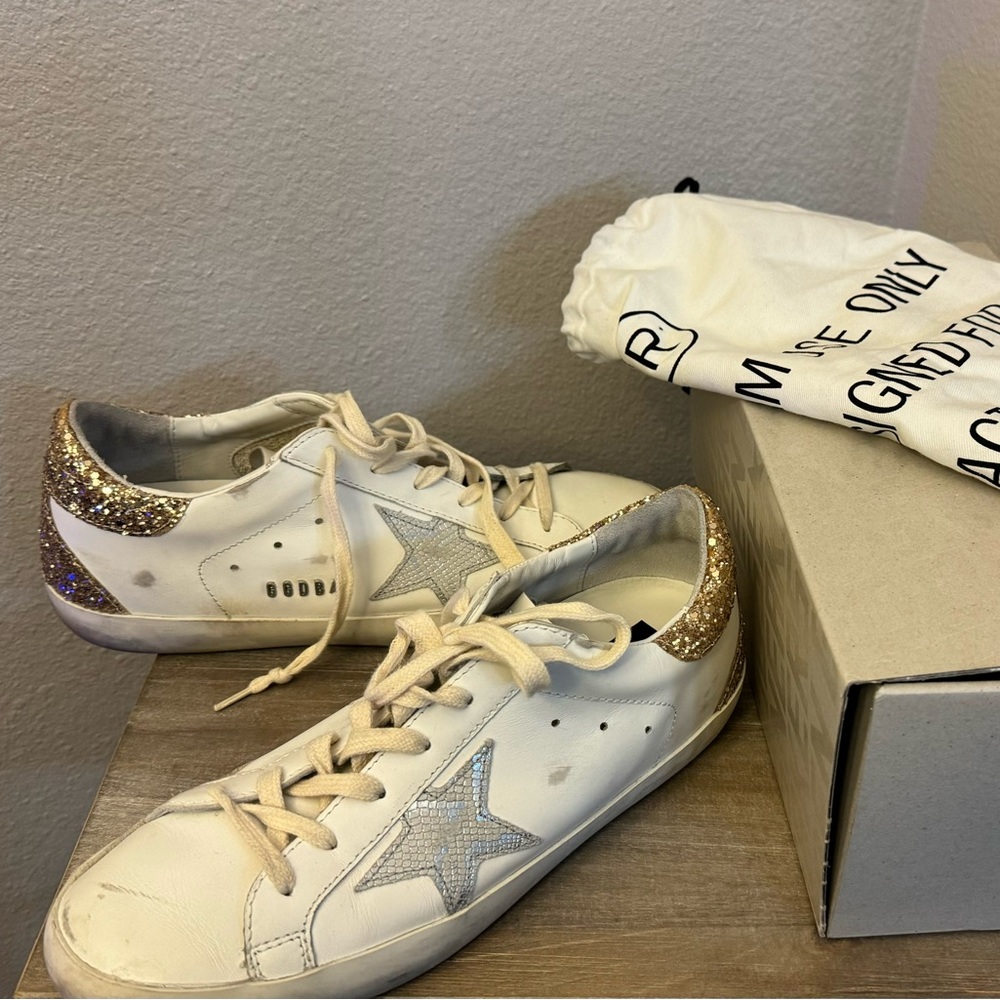 Golden goose superstar